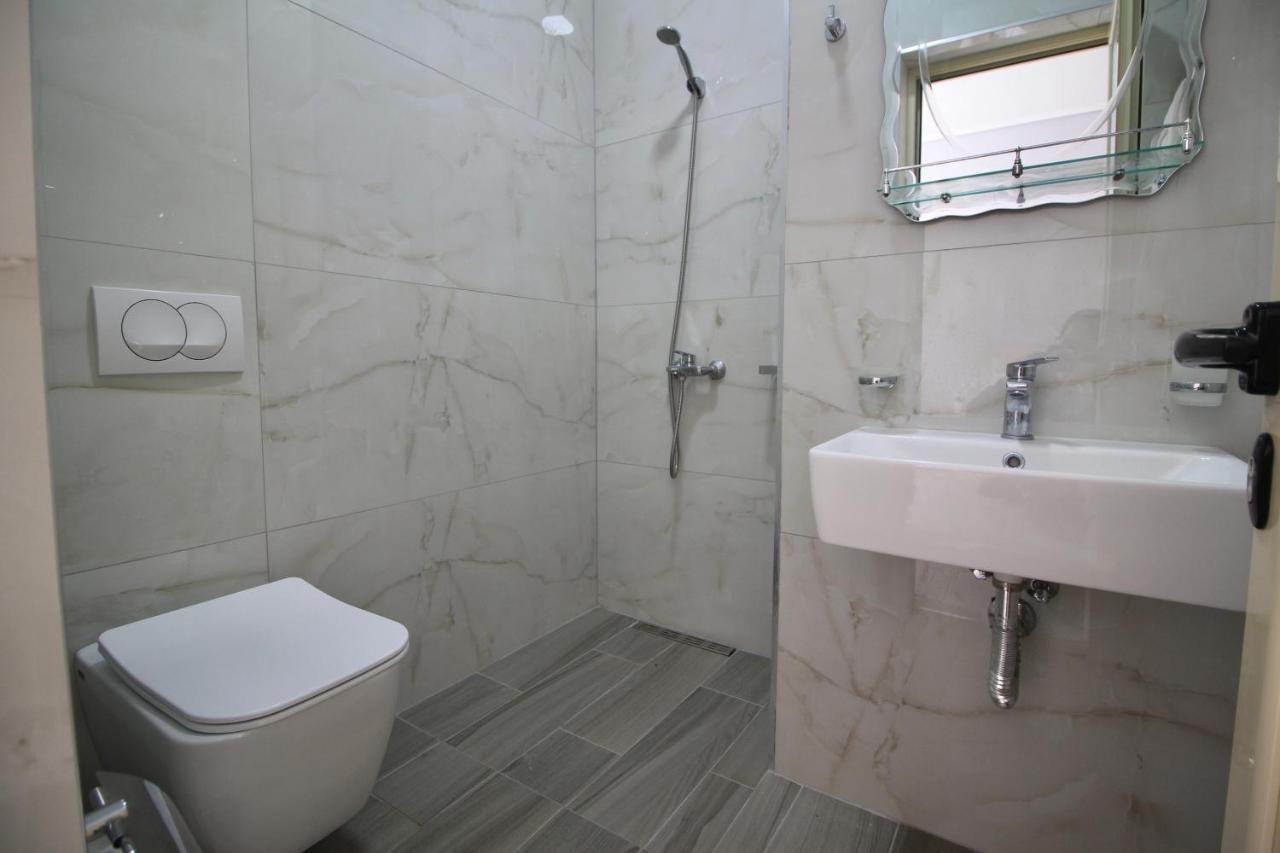 Vision 4 Ksamil Villa Apartments And Rooms Exterior foto