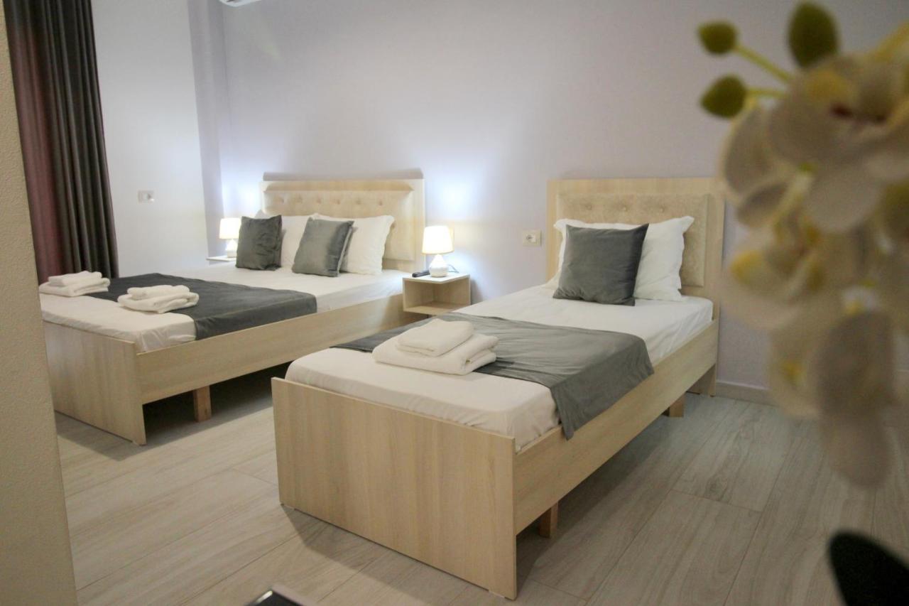 Vision 4 Ksamil Villa Apartments And Rooms Exterior foto
