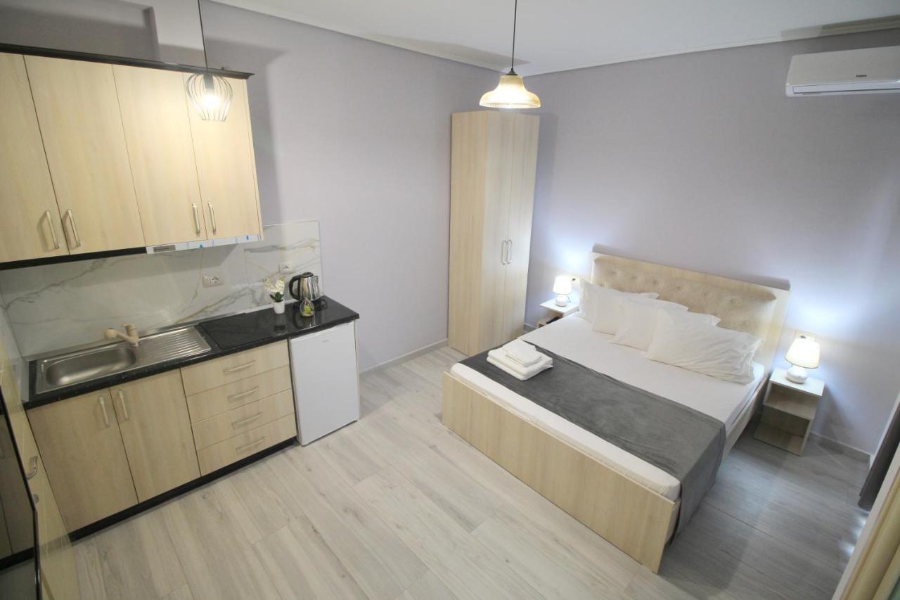 Vision 4 Ksamil Villa Apartments And Rooms Exterior foto