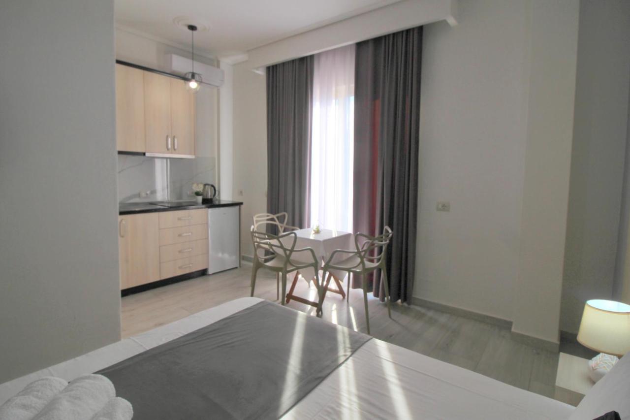 Vision 4 Ksamil Villa Apartments And Rooms Exterior foto
