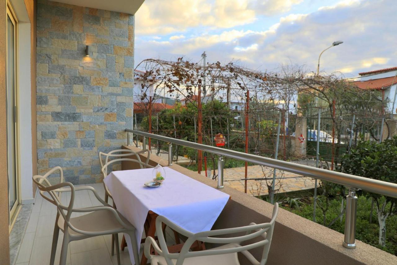 Vision 4 Ksamil Villa Apartments And Rooms Exterior foto
